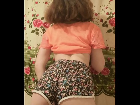 ❤️ Seksikäs nuori beibi riisuu shortsinsa kameran edessä ❤️❌ Porno at porn fi.robosexshop.ru ❤