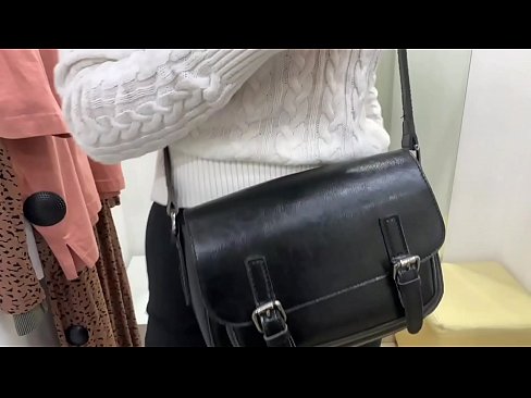 ❤️ Nuoren nartun FeralBerryn julkinen itsetyydytys dildolla sovituskopissa ❤️❌ Porno at porn fi.robosexshop.ru ❤